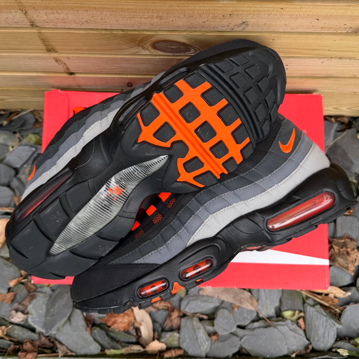 Nike Air Max 95 - Hyper Crimson - UK11