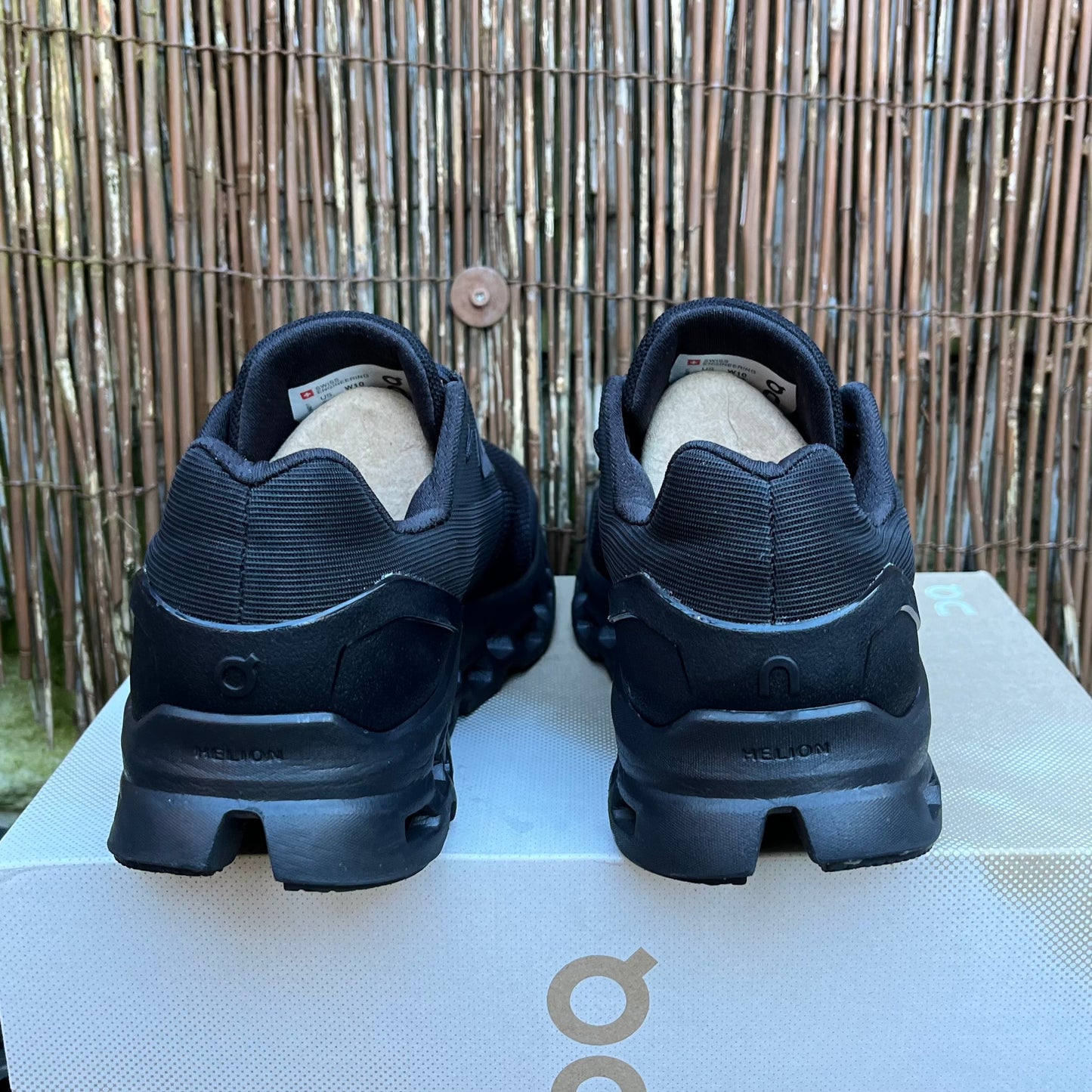 On Running CloudStratus Black UK8