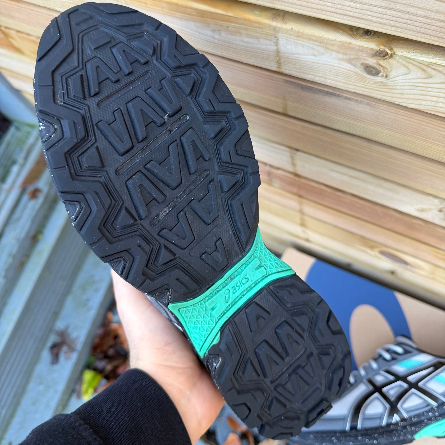 Asics Gel-Venture 6 - Mid Grey / Mint - UK8.5