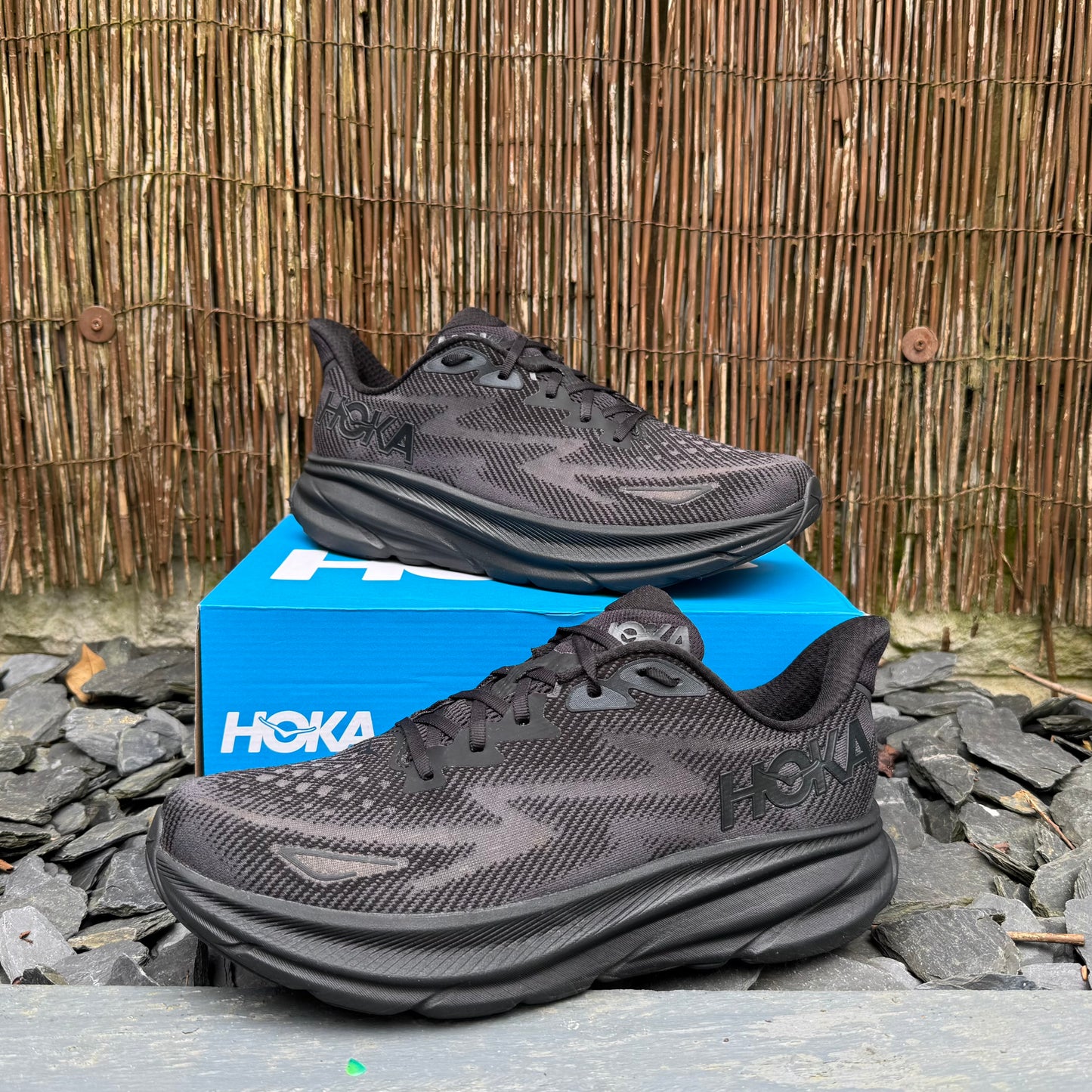 Hoka Clifton 9 - Triple Black - UK12