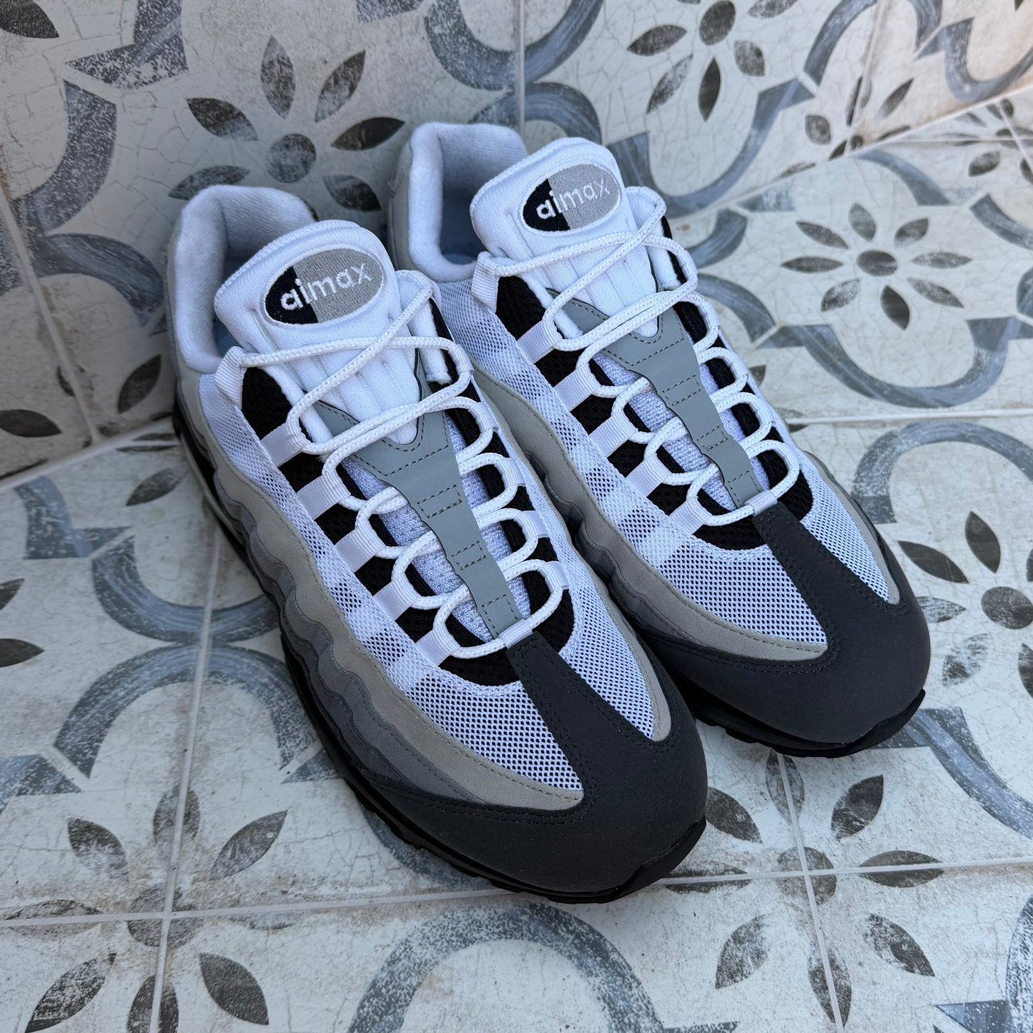 Nike Air Max 95 OG Big Bubble - Granite Dust - UK10.5