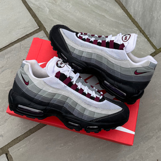 Nike Air Max 95 OG - Dark Beetroot - UK9