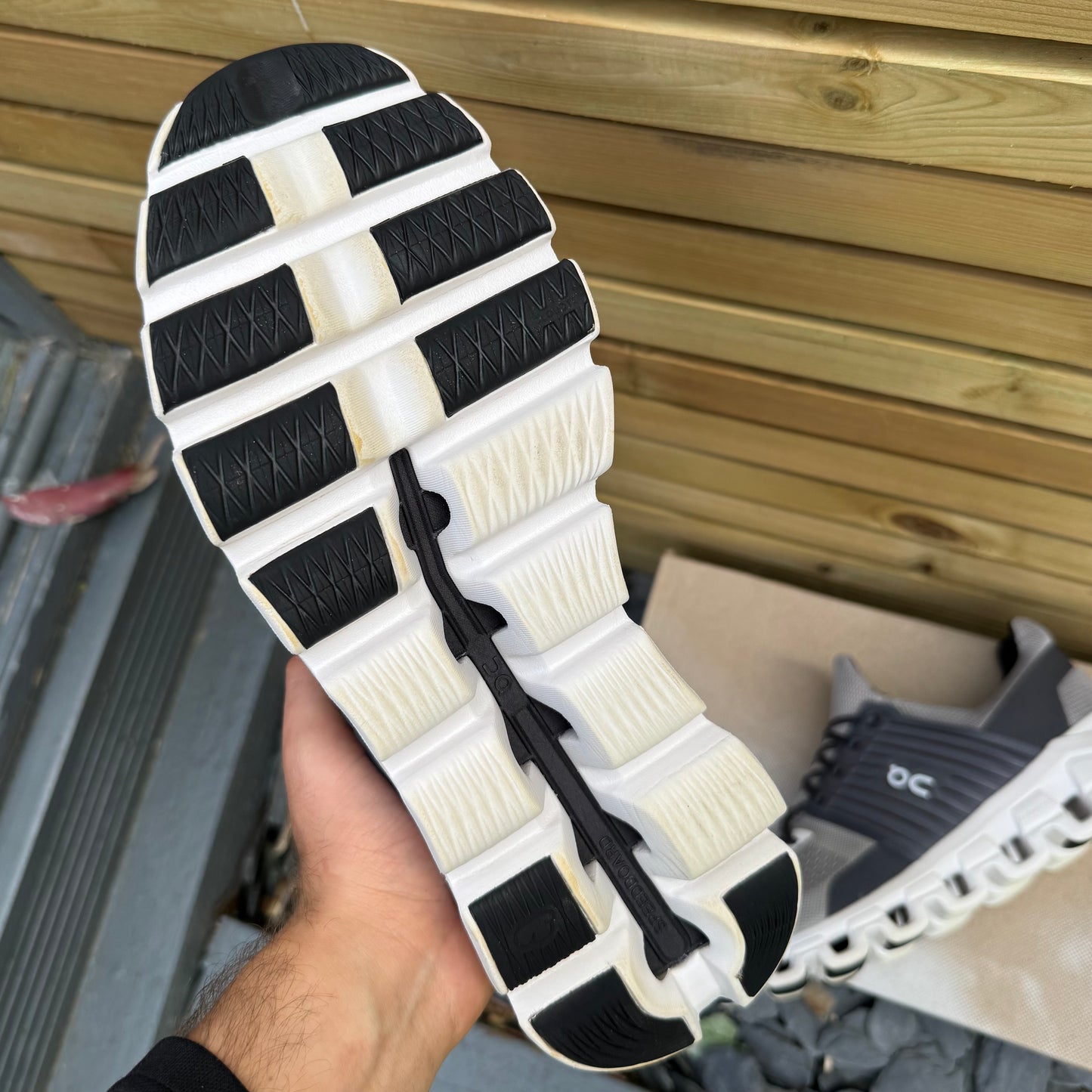 On Running CloudSwift 2.0 - Alloy Eclipse / Grey - UK11