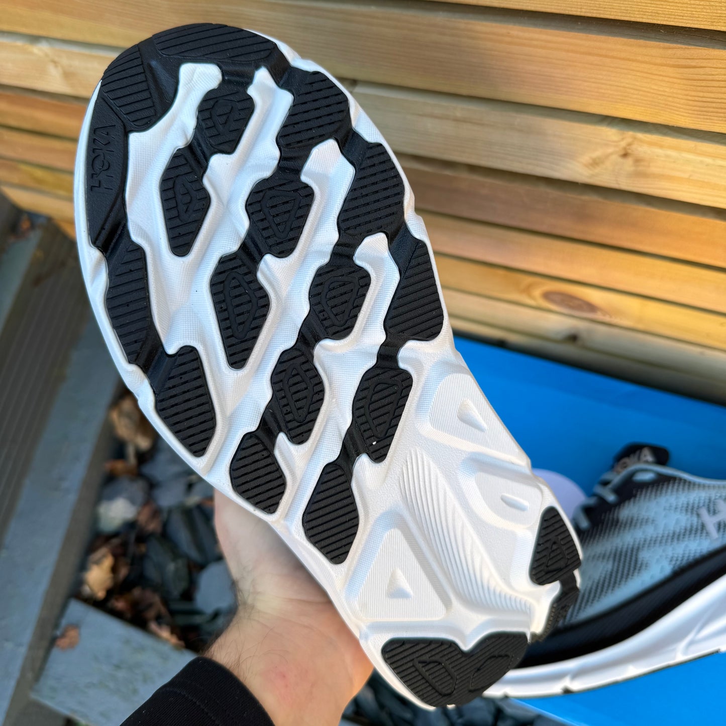 Hoka Clifton 9 Gore-Tex - Black /Raindrop - UK8.5 - Brand New