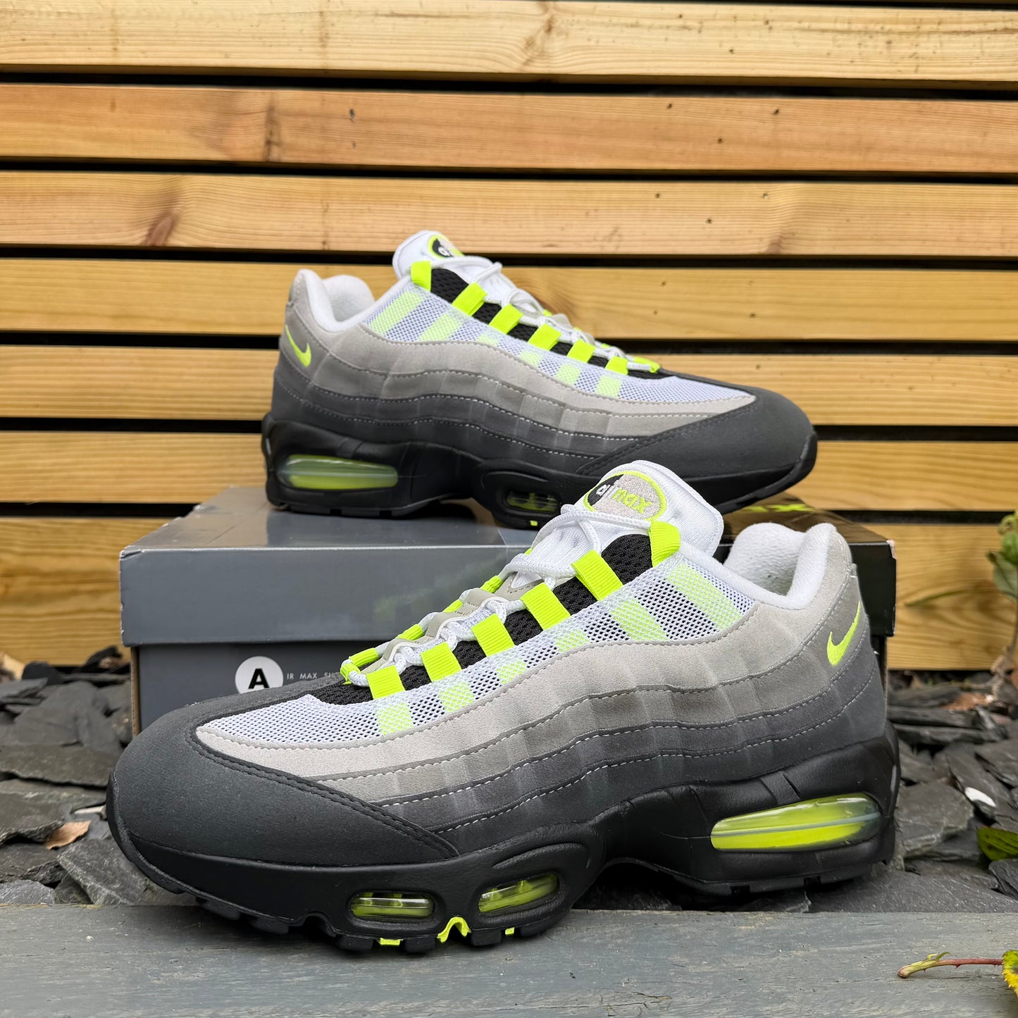 Nike Air Max 95 OG Big Bubble - Neon 2025 - UK10