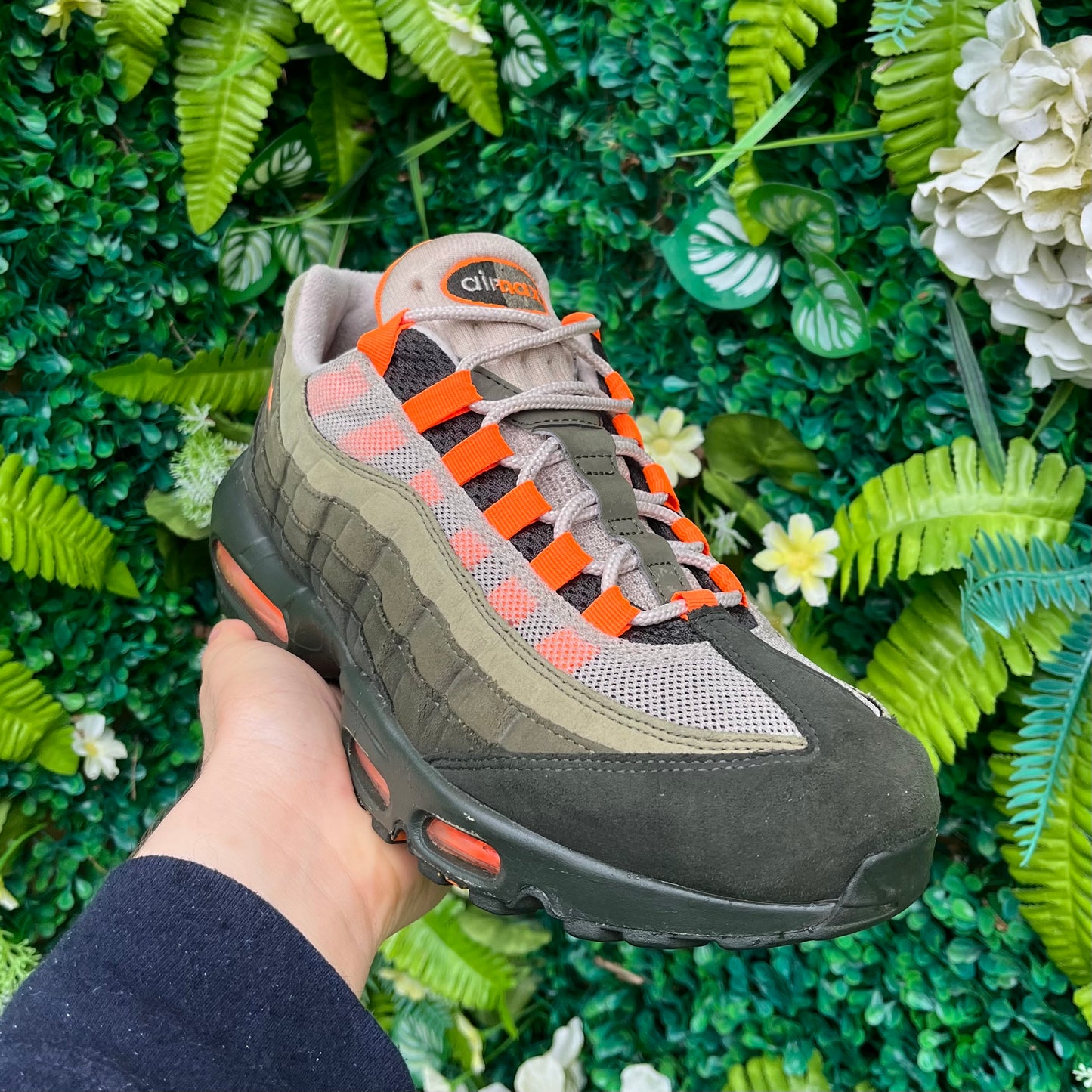 Nike Air Max 95 Neutral Olive / Orange UK9