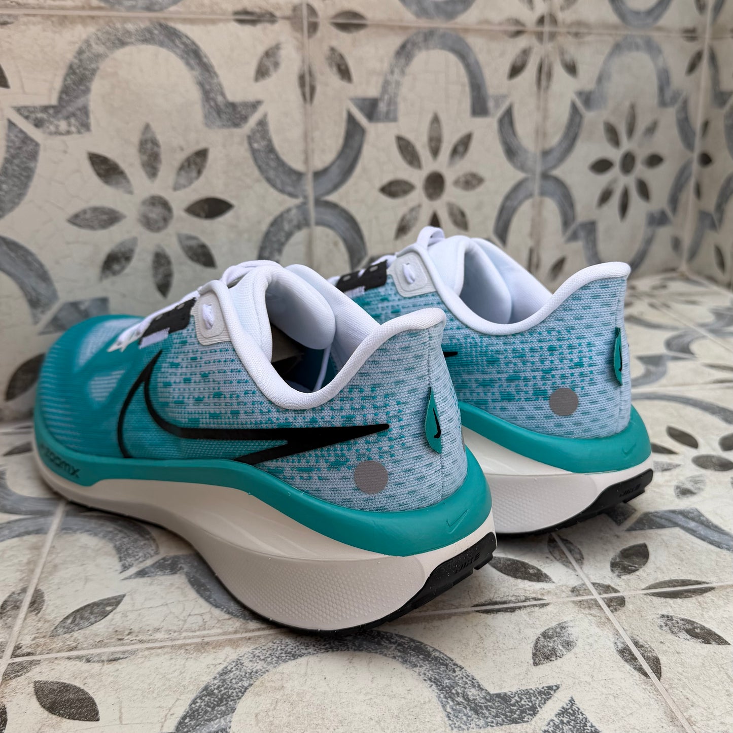 Nike Vomero 17 - Dusty Cactus - Multiple Sizes - Brand New