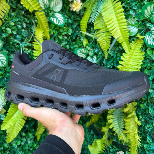 On Running CloudVista 2 - Triple Black - UK11