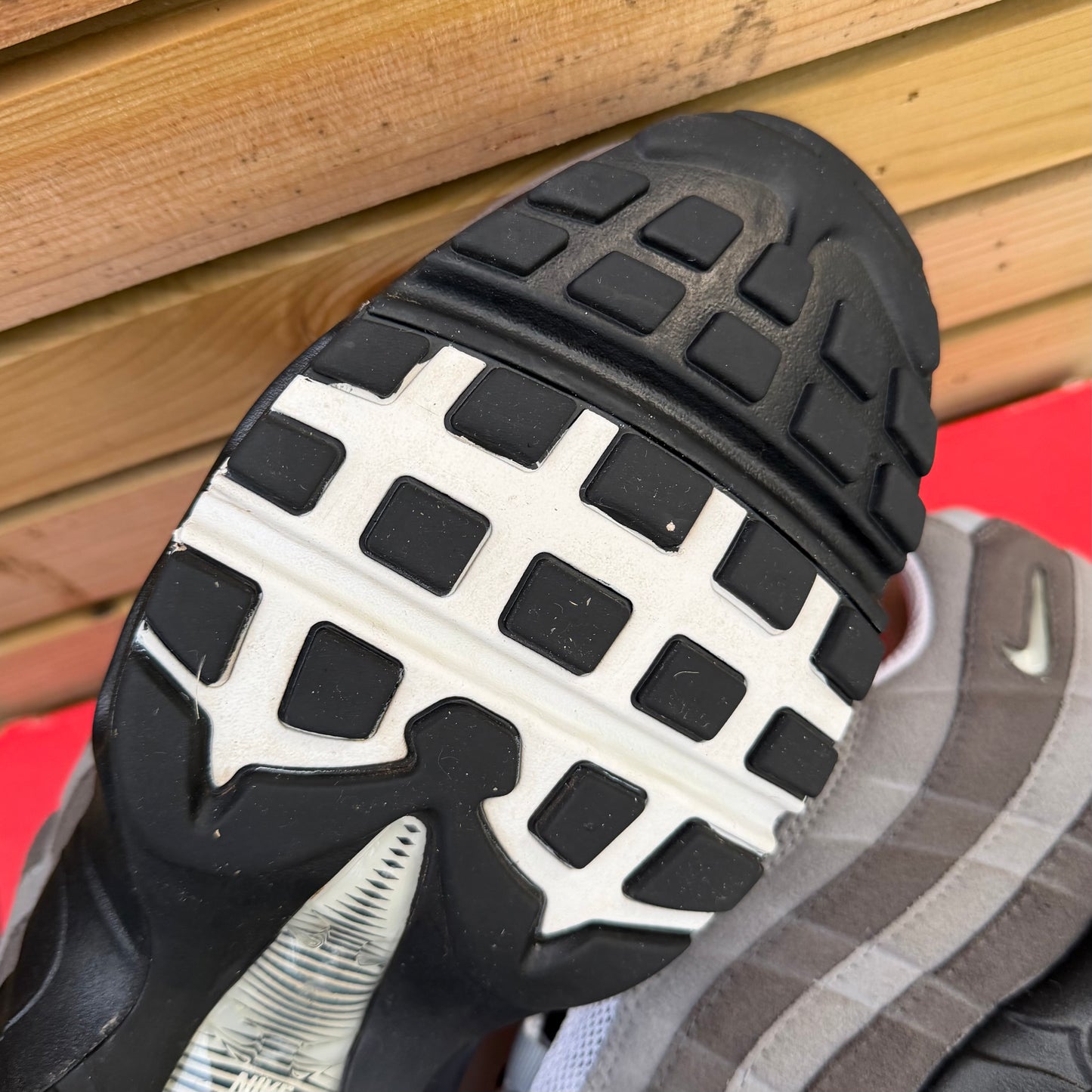 Nike Air Max 95 - Grey Jewel - UK9