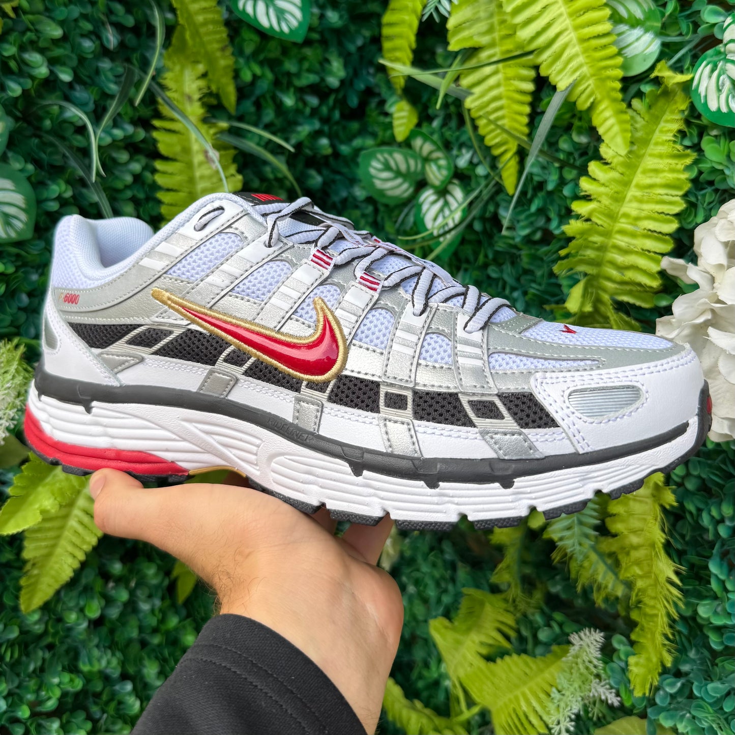 Nike P-6000 - Platinum / Varsity Red - Multiple Sizes - Brand New