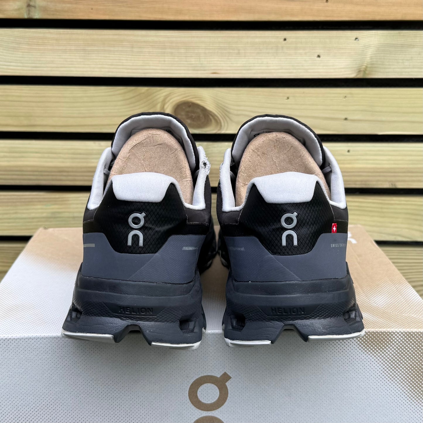 On Running CloudVista Waterproof - Eclipse Black - UK9