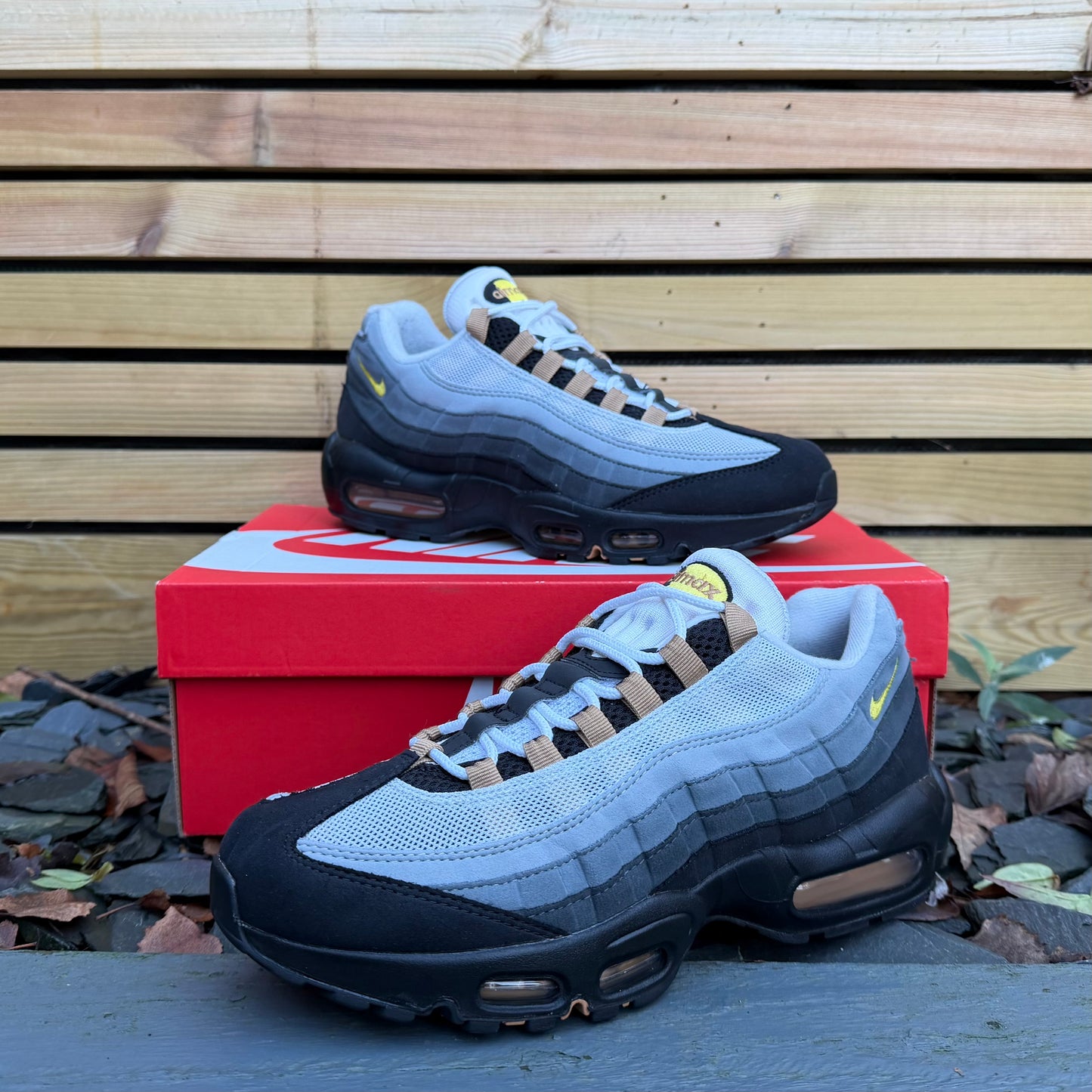 Nike Air Max 95 Icons - Strike Yellow - UK8.5