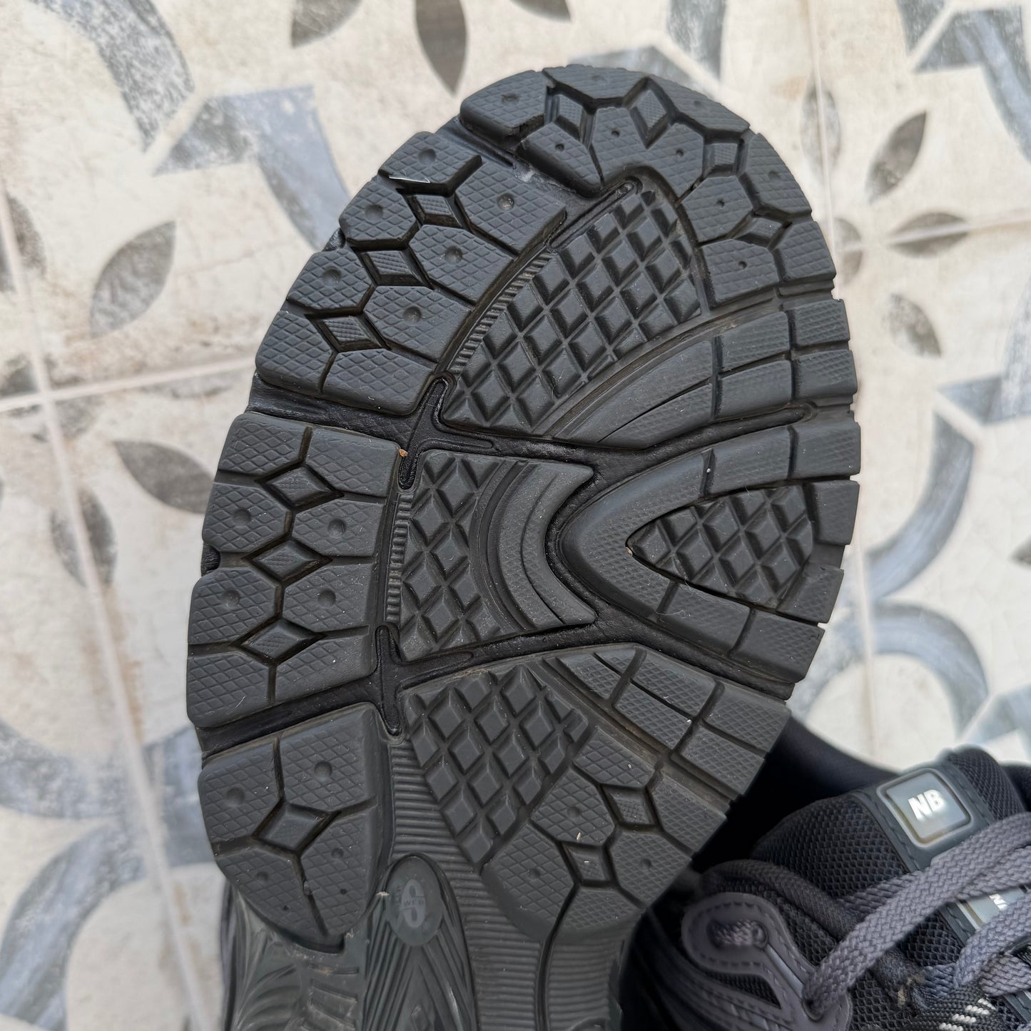 New Balance 1906R - Black Phantom - UK9