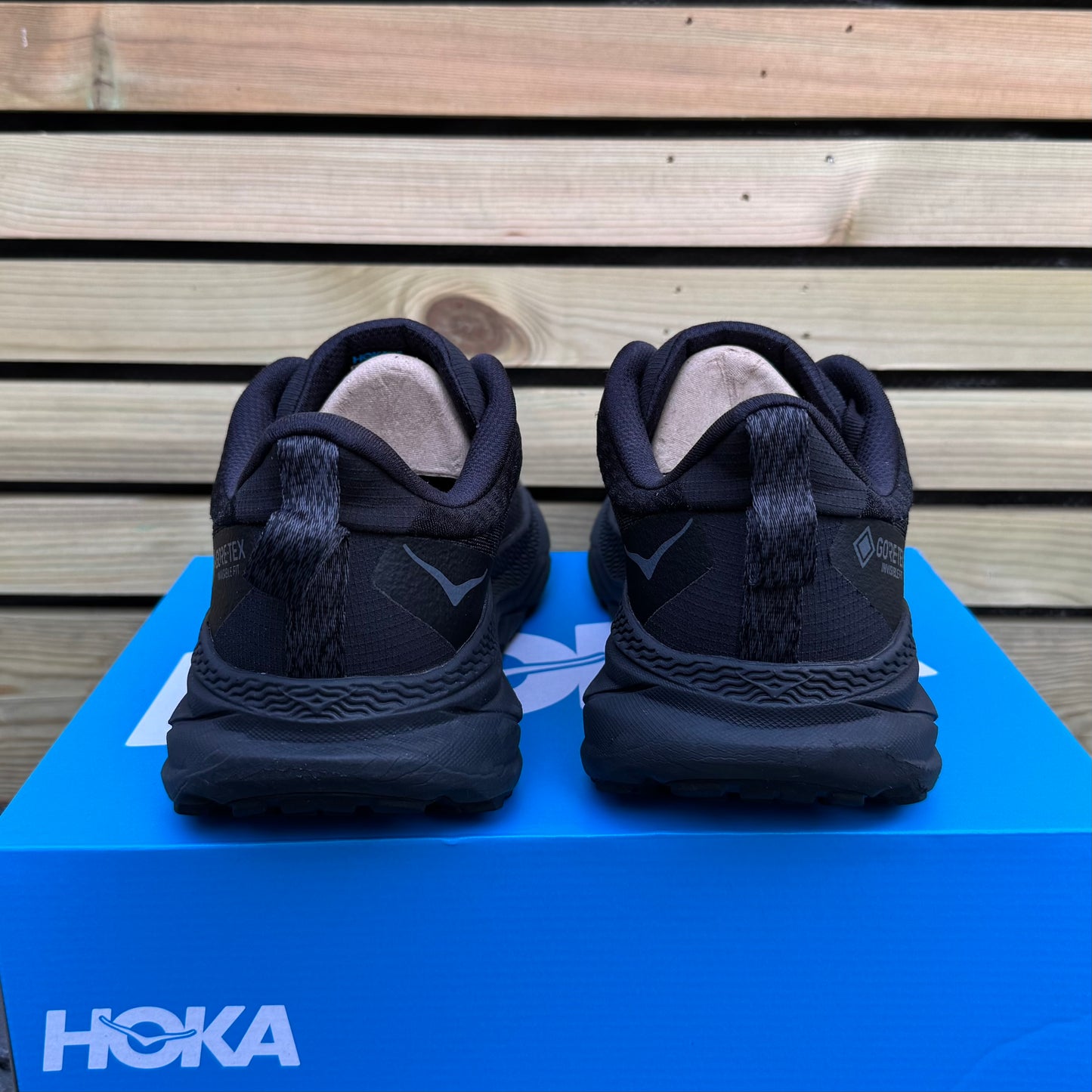 Hoka Challenger 7 Gore-Tex - Triple Black - UK8