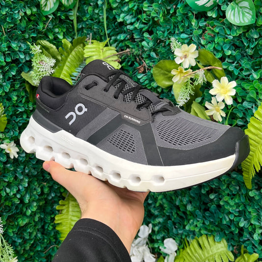 On Running CloudRunner 2 - Eclipse Black - UK10