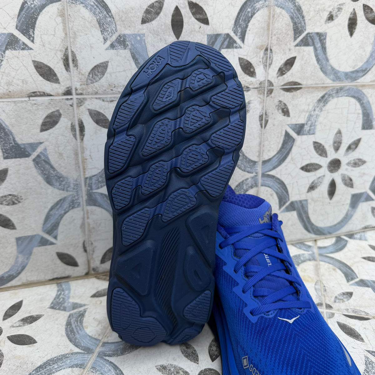 Hoka Clifton 9 Gore-Tex - Dazzling Blue / Evening Sky - UK8.5