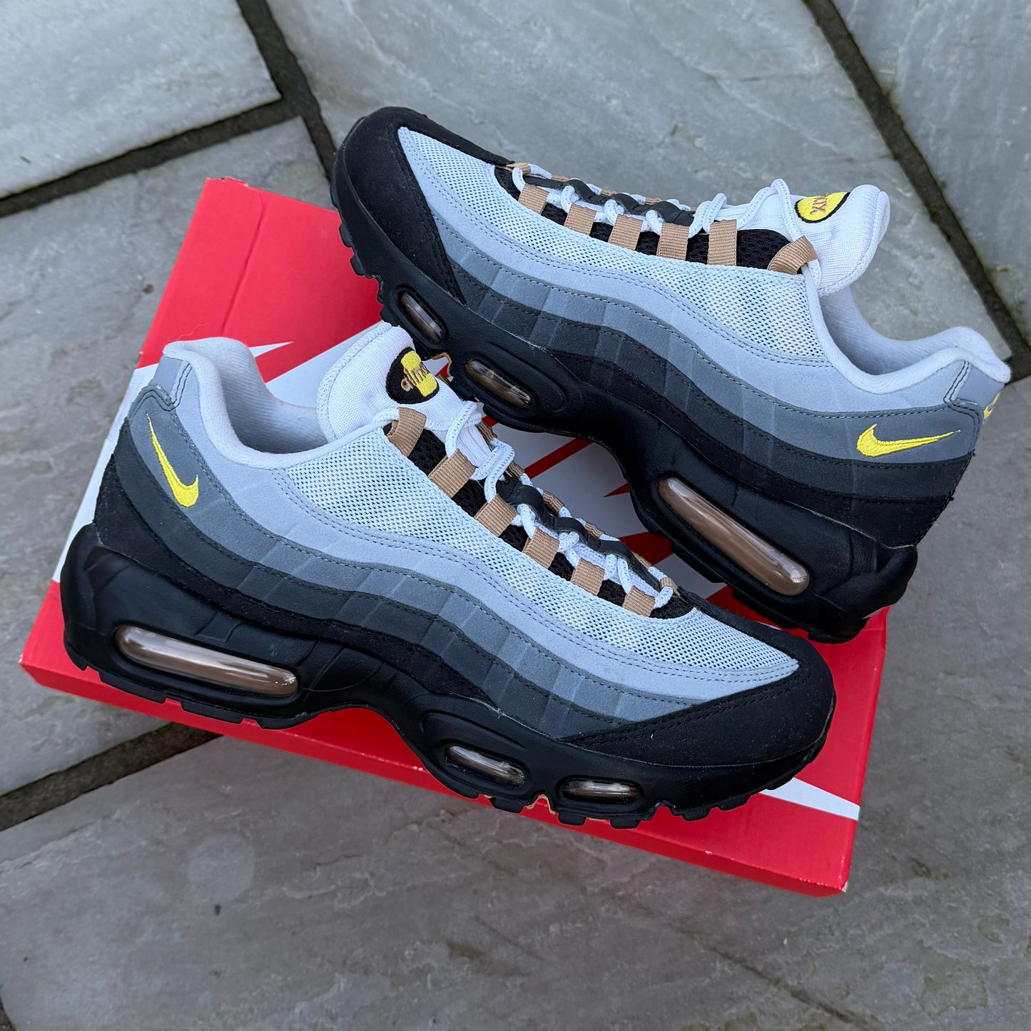 Nike Air Max 95 Icons - Strike Yellow - UK8 - Brand New