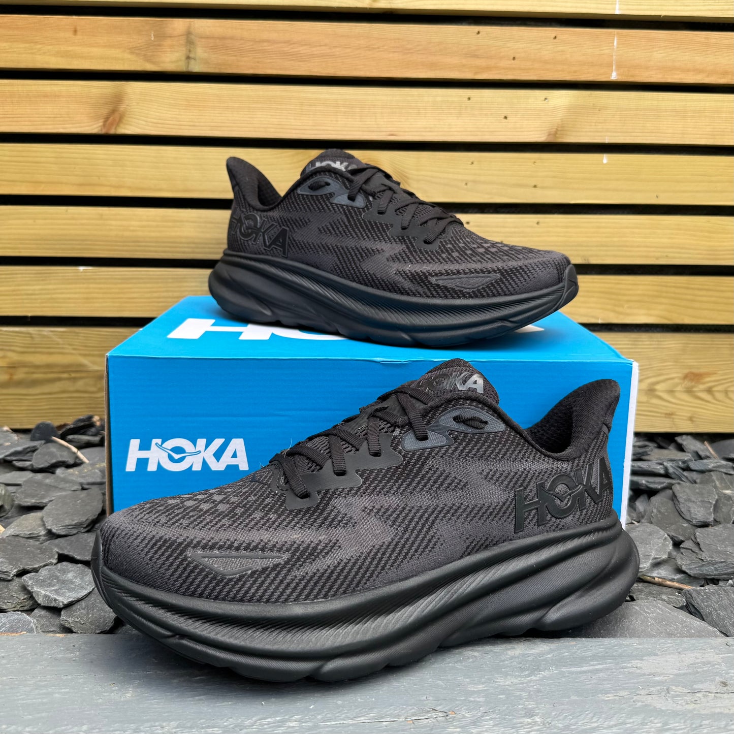 Hoka Clifton 9 - Triple Black - UK8.5