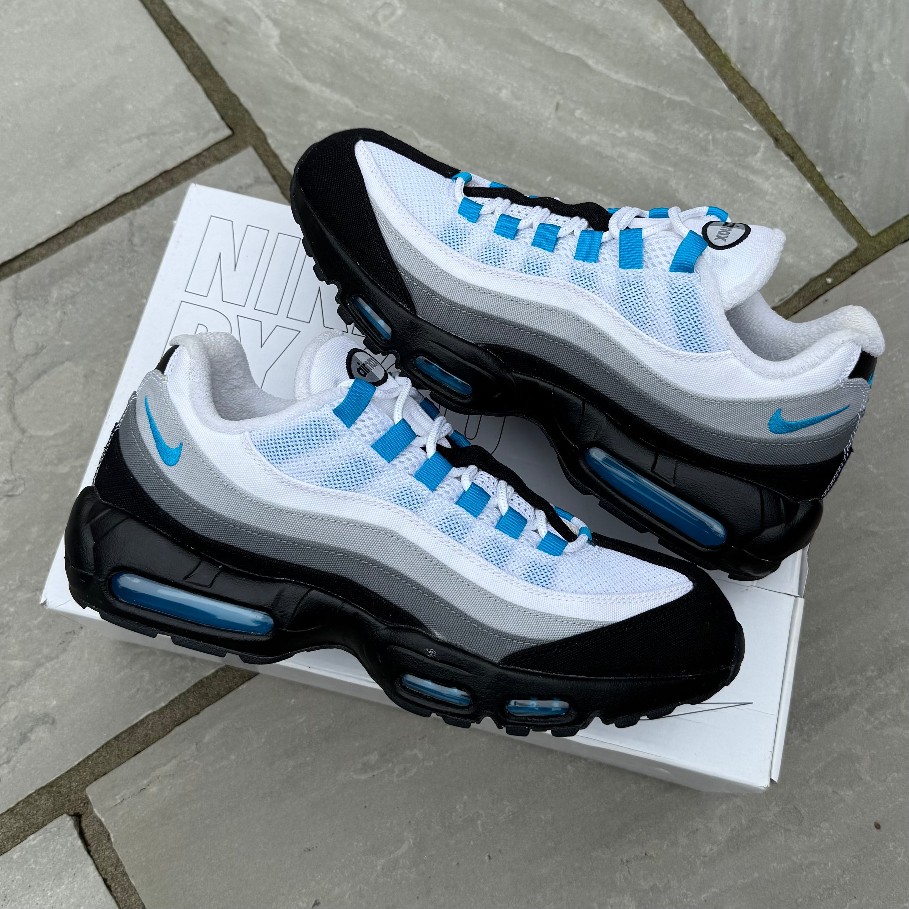 （名刺繍入り）Nike Air Max 95 NIKE BY YOU Nike Air Max 95 By You Custom Men's Shoe. Nike ID