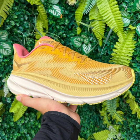 Hoka Clifton 9 Gore-Tex - Varsity Yellow / Vanilla  - UK8.5 - Brand New