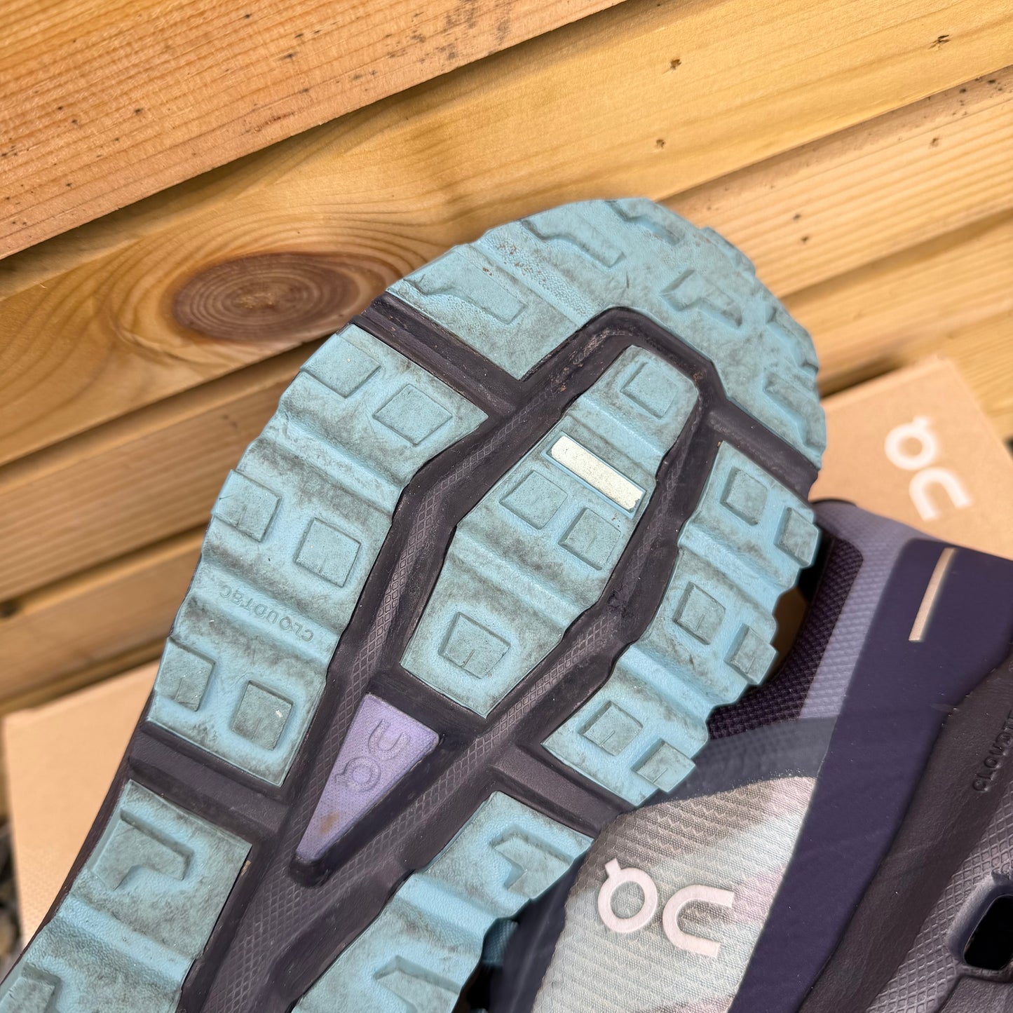 On Running CloudVista - Navy Wash - UK8