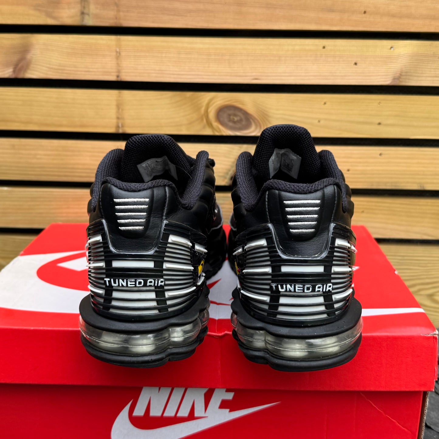 Nike Air Max Plus TN 3 - Black / Wolf Grey - UK8.5
