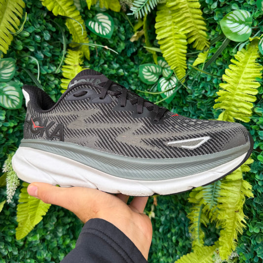 Hoka Clifton 9 - Black / Outer Orbit - UK8.5