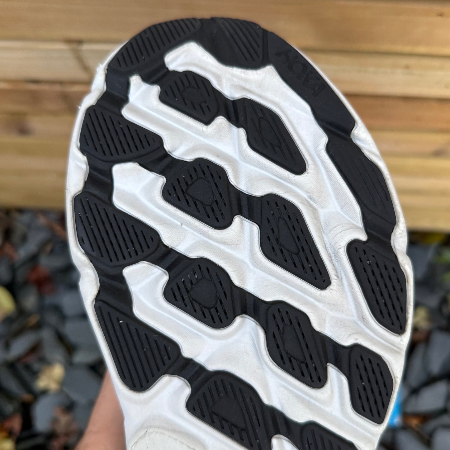 Hoka Clifton 9 - Black / Outer Orbit - UK10