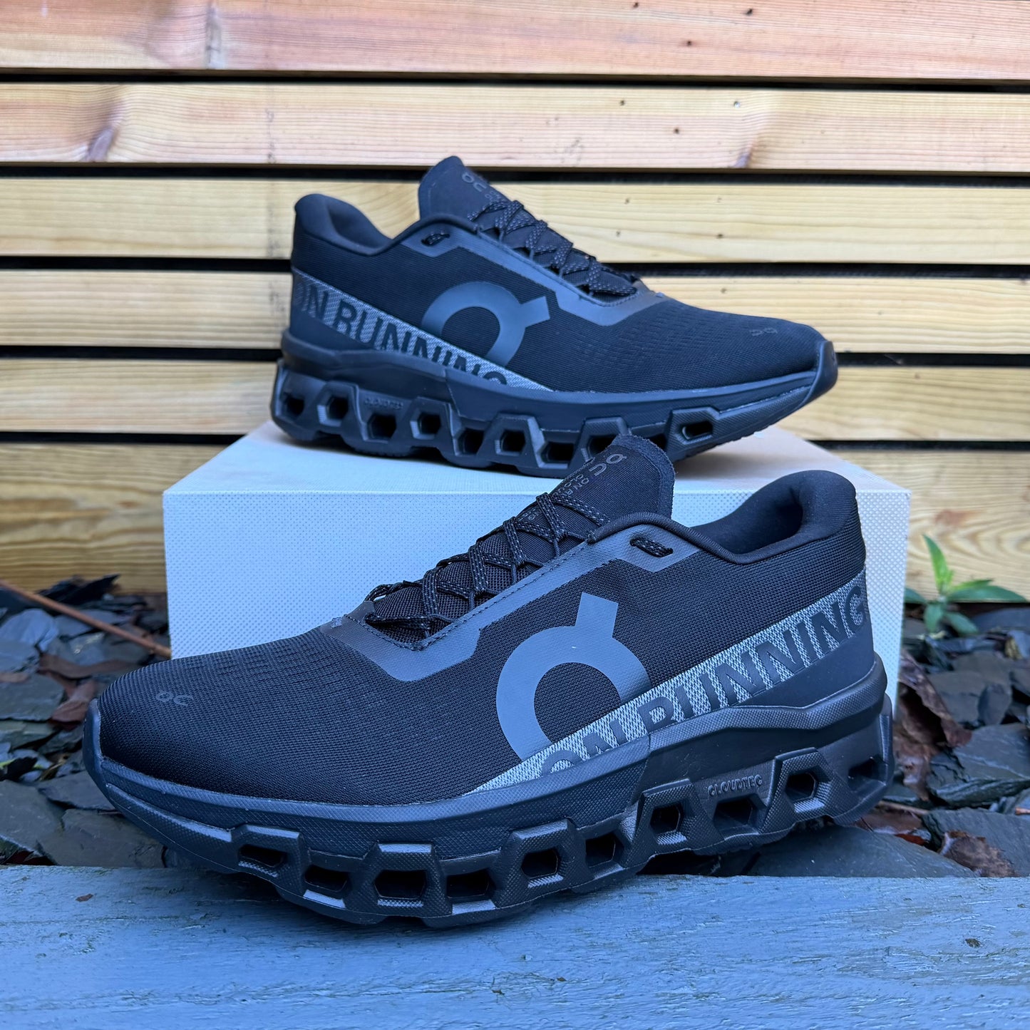 On Running CloudMonster 2 - Black - UK10.5