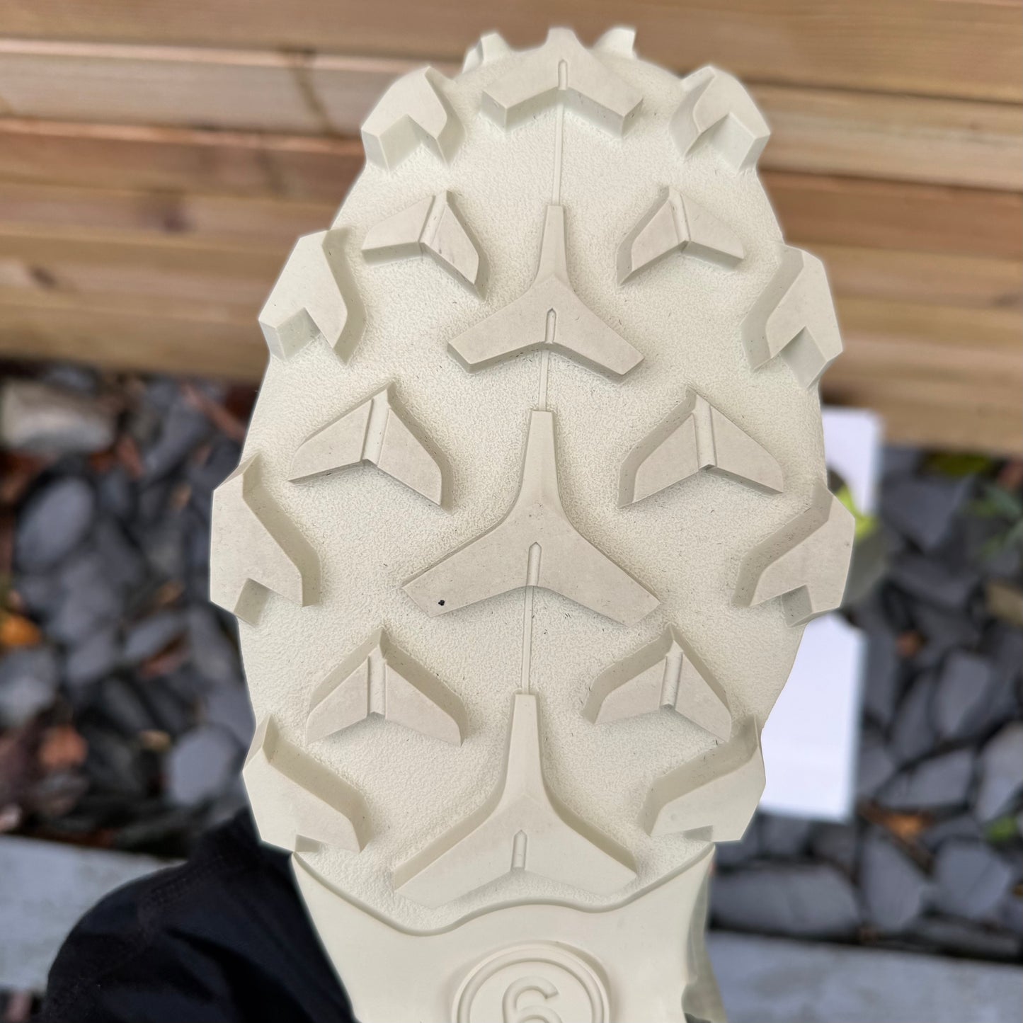 MM6 Maison Margiela x Salomon Cross Low - Alfalfa / Tea / Sharp Green - Multiple Sizes - Brand New