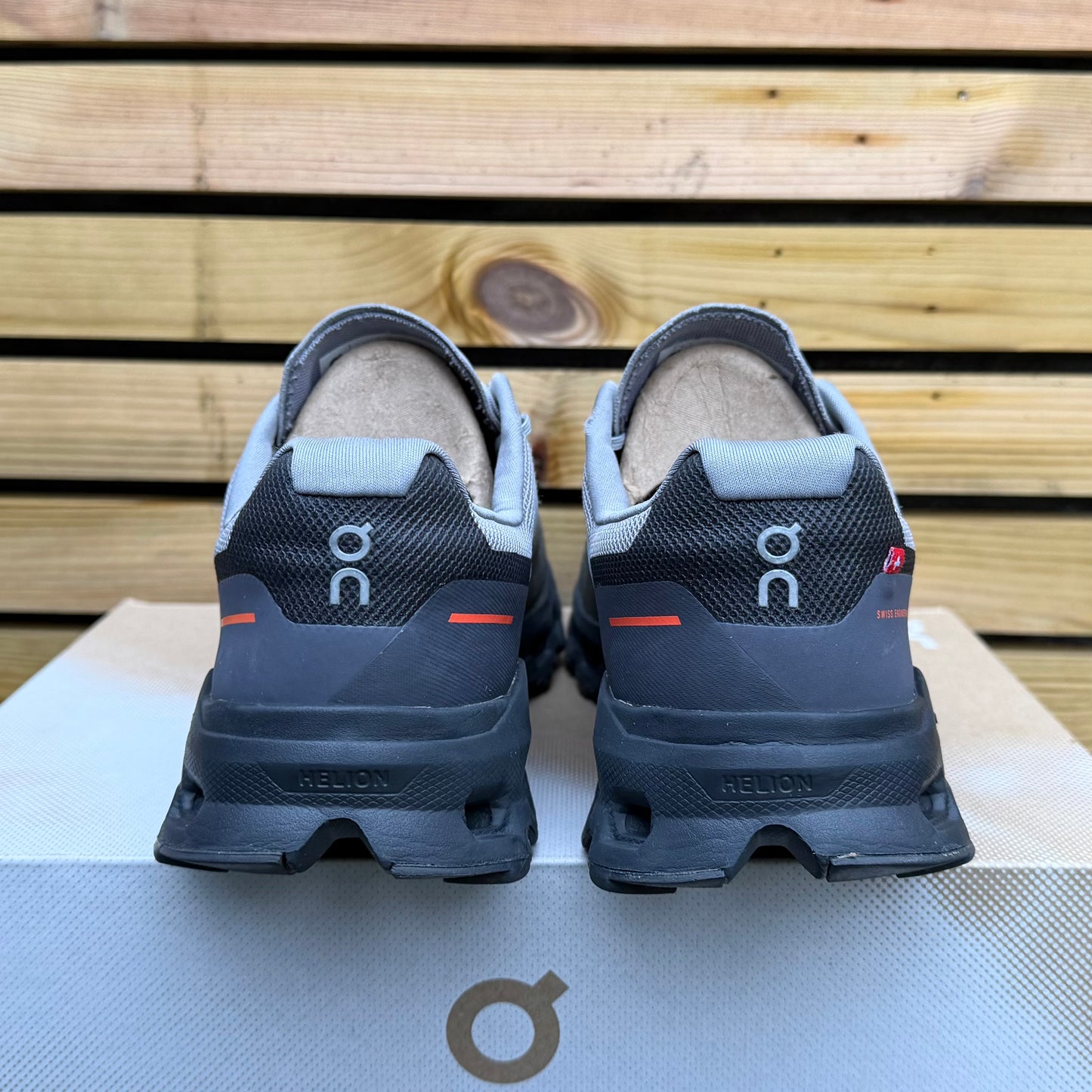 On Running CloudVista - Grey / Orange - UK7