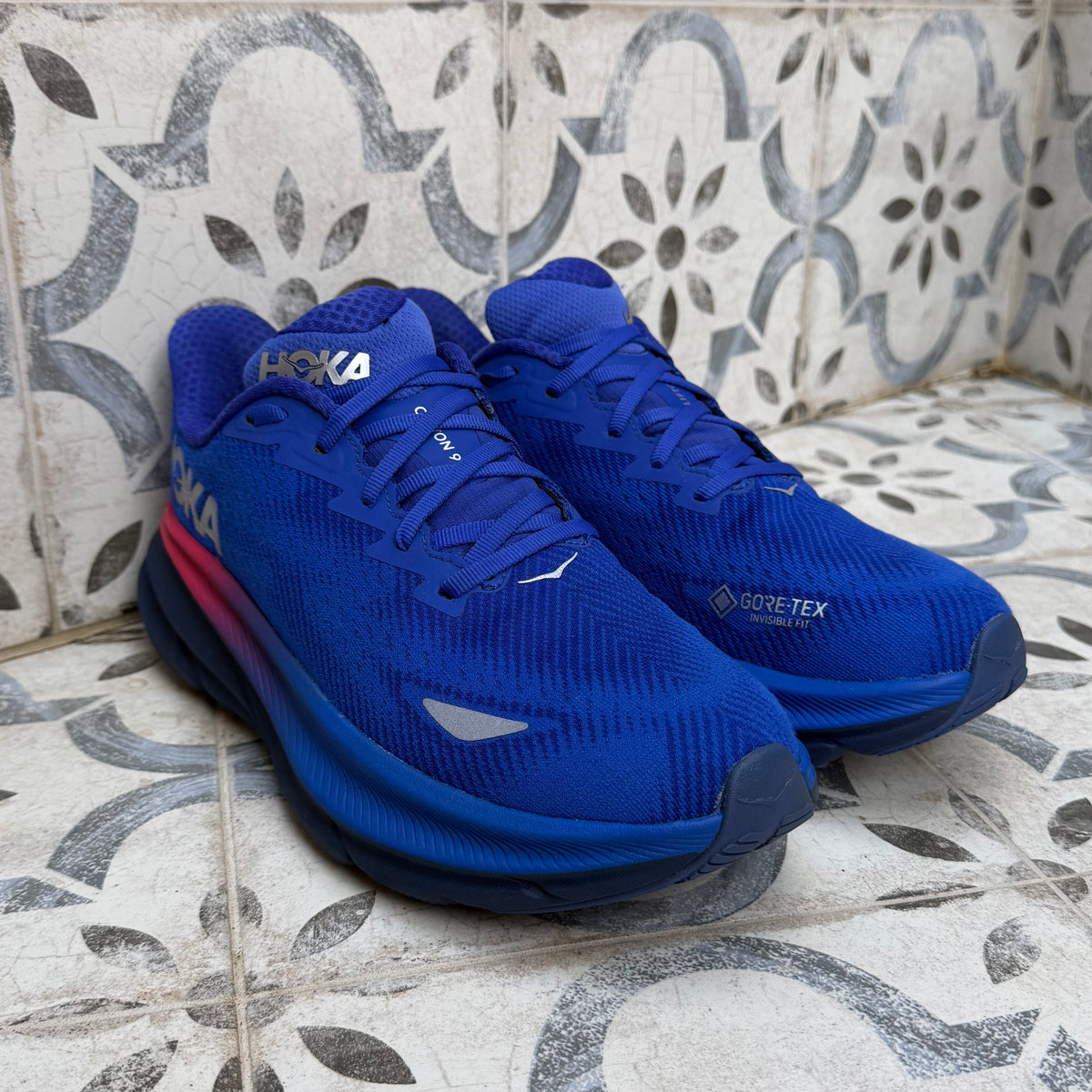 Hoka Clifton 9 Gore-Tex - Dazzling Blue / Evening Sky - UK8.5