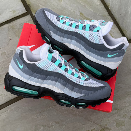 Nike Air Max 95 JD Exclusive - Hyper Turquoise - UK10