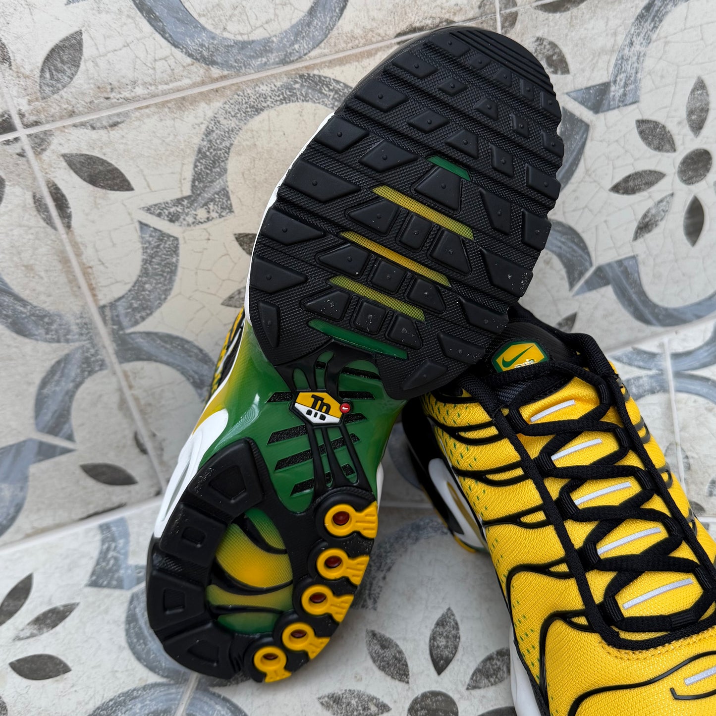 Nike Air Max Plus TN - Brazil - Multiple Sizes - Brand New