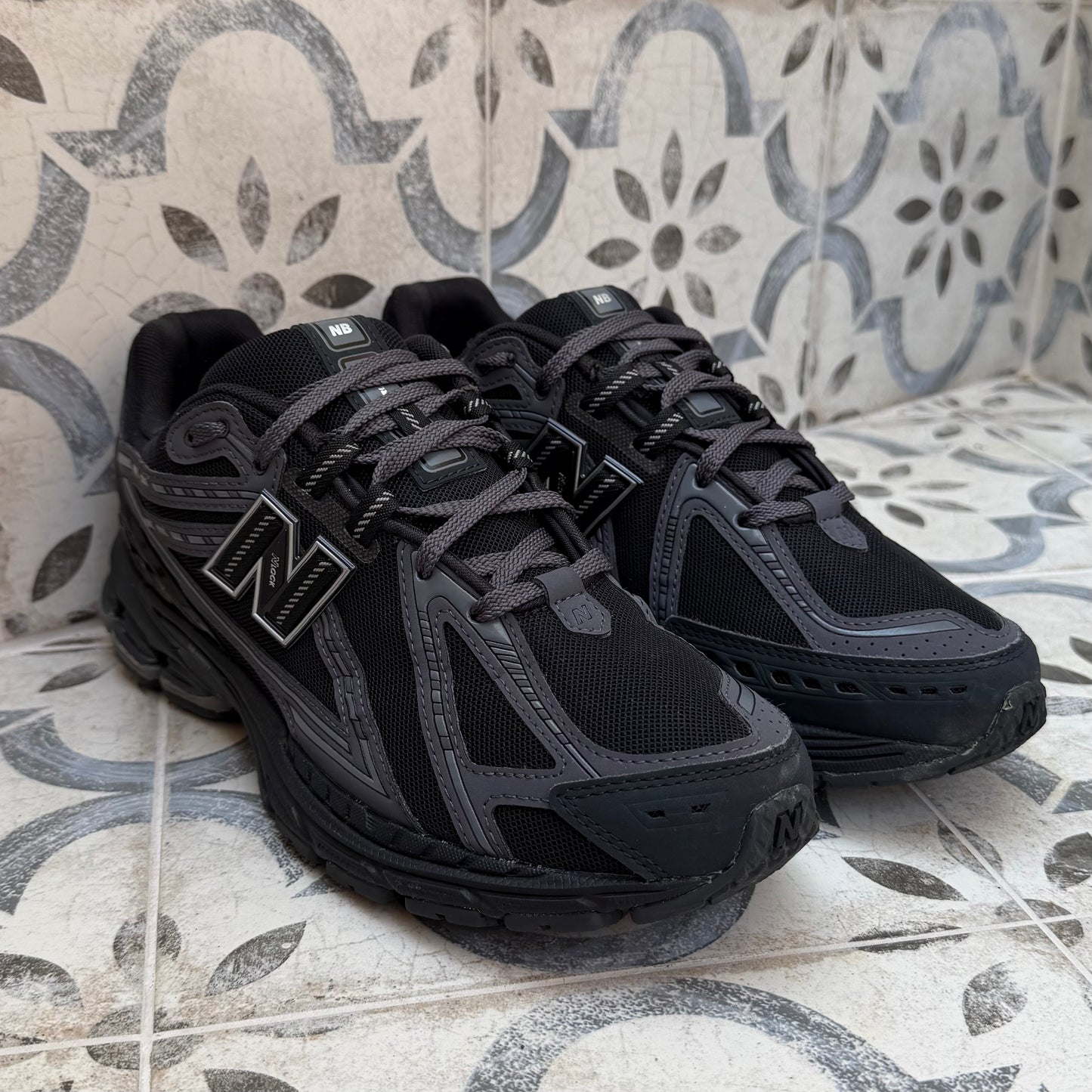 New Balance 1906R - Black Phantom - UK9