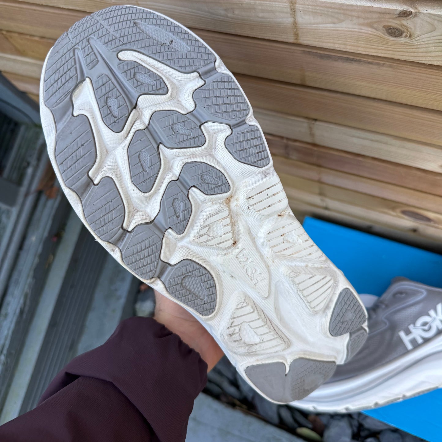 Hoka Clifton 10 - Grey / White - UK11.5