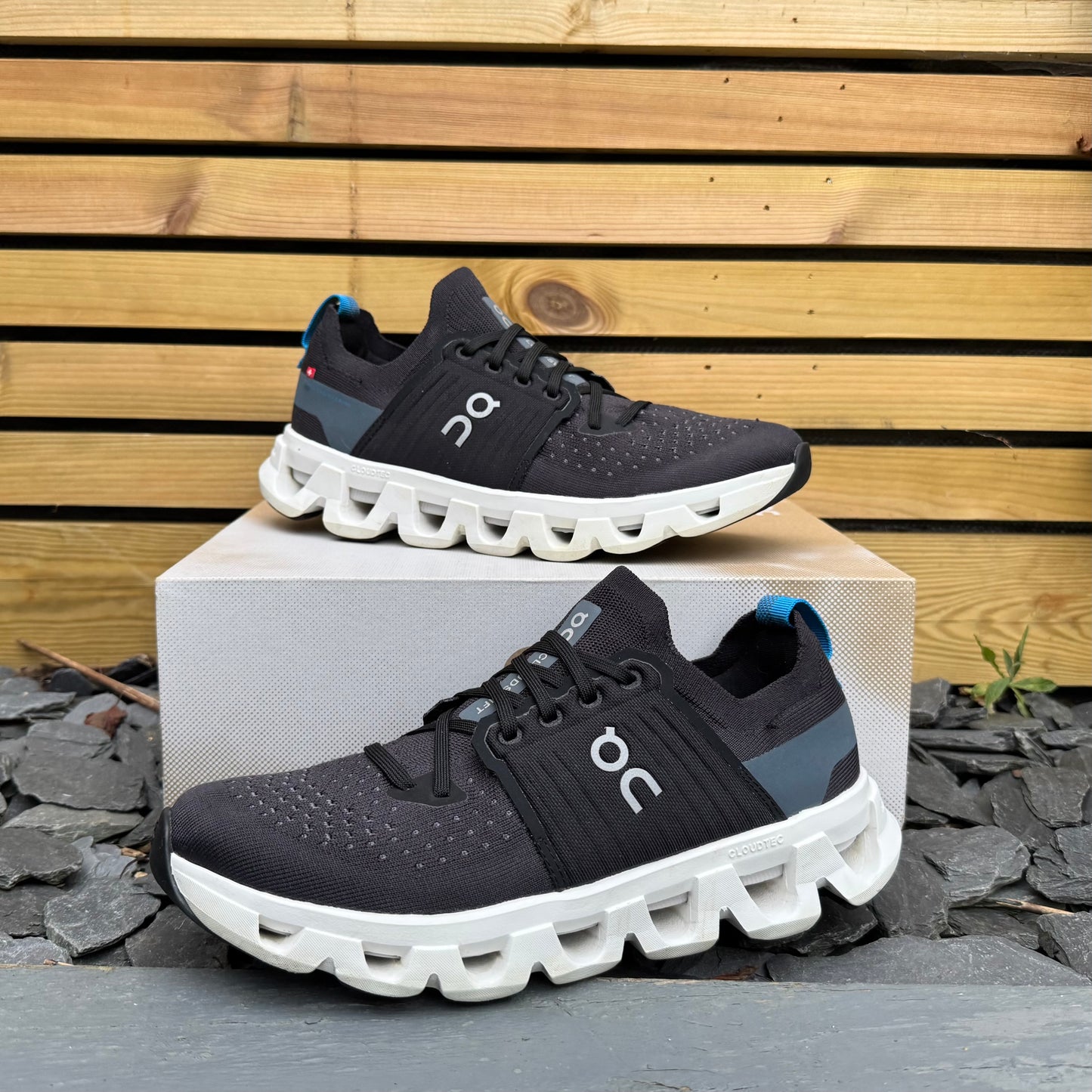 On Running CloudSwift 4.0 - Black / Blue - UK7.5