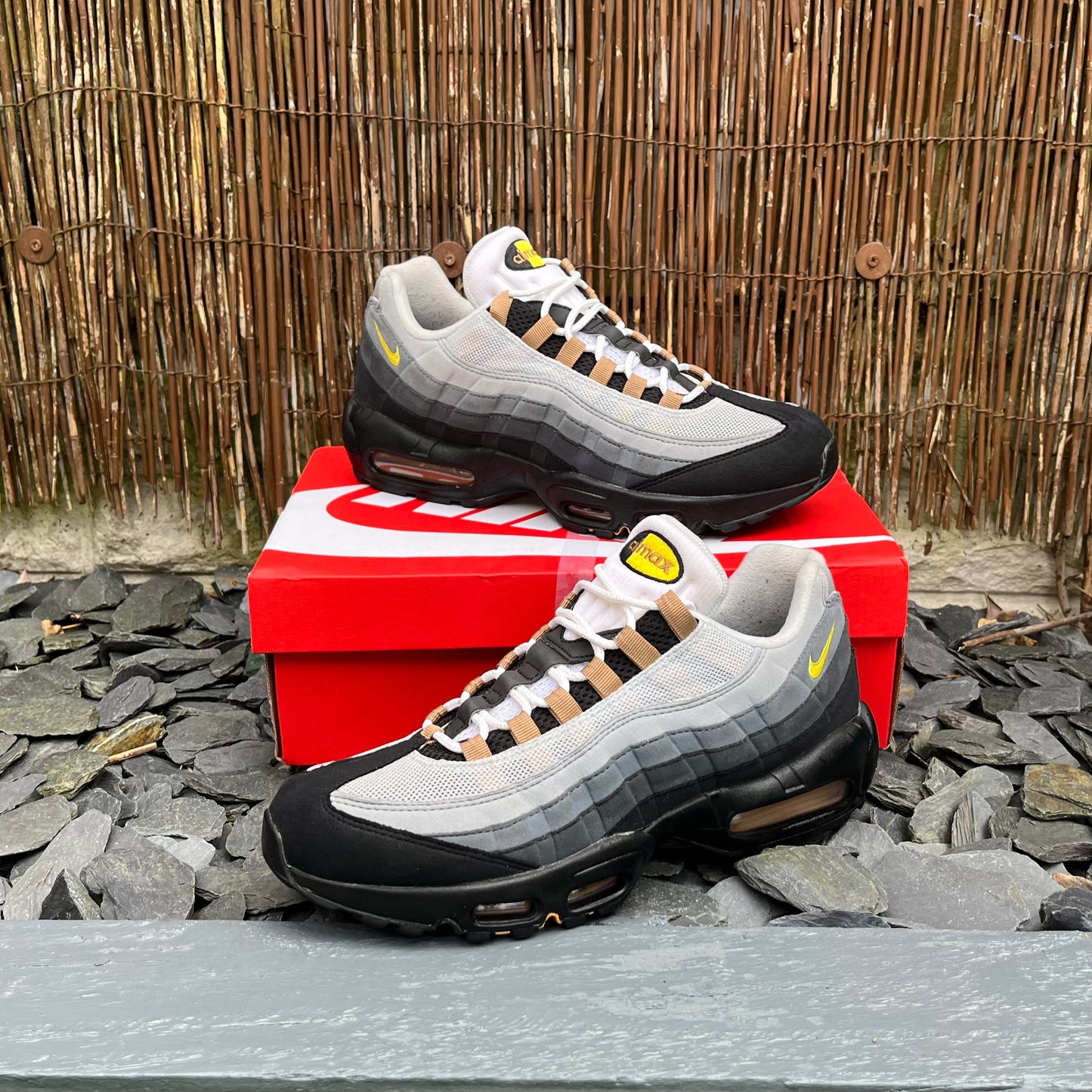 Nike Air Max 95 Icons Strike Yellow UK10