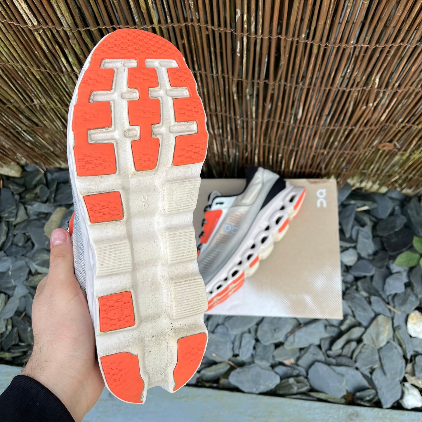 On Running CloudStratus 3 White / Orange UK9