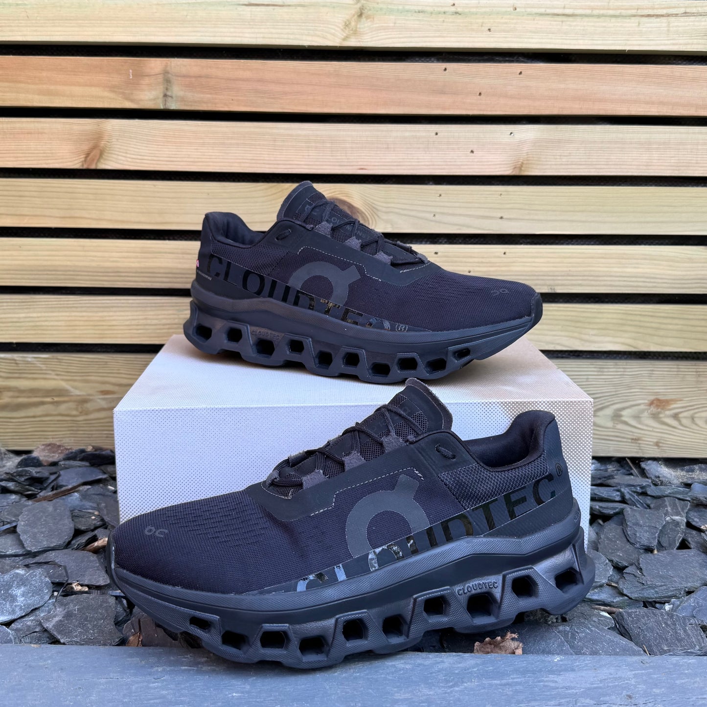 On Running CloudMonster - Triple Black - UK9.5