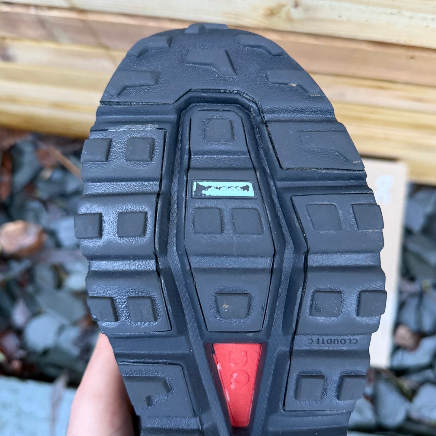 On Running CloudVista - Grey / Orange - UK7