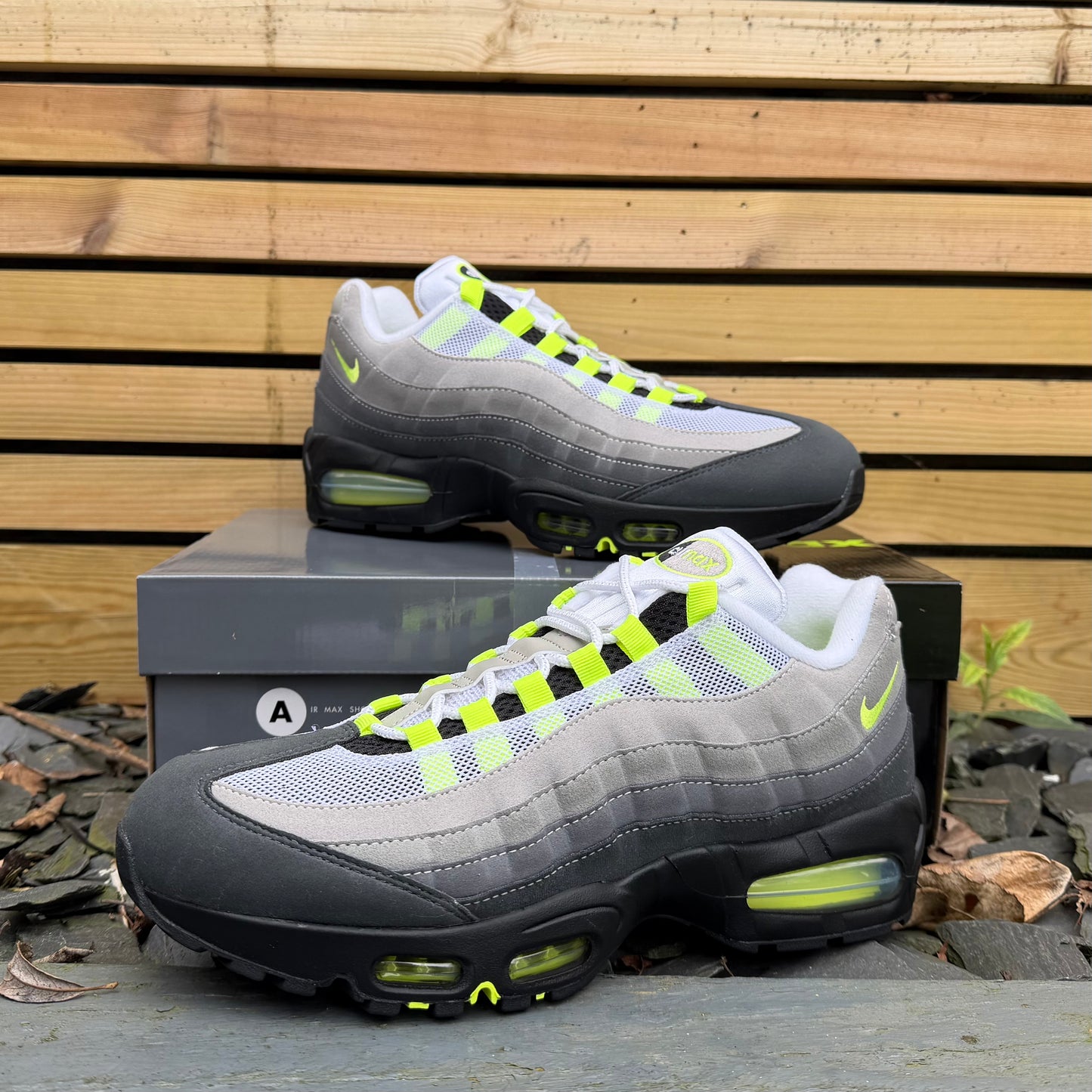 Nike Air Max 95 OG Big Bubble - Neon 2026 - Multiple Sizes - Brand New