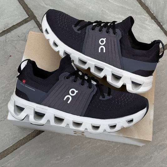 On Running CloudSwift 4.0 - Black / White - UK8