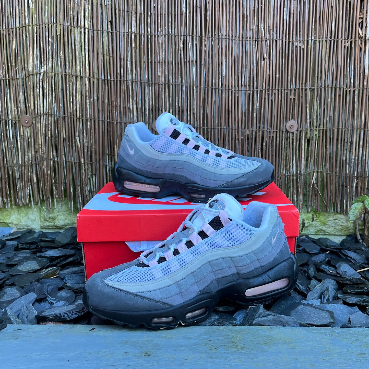 Nike Air Max 95 Gunsmoke / Pink Foam UK9.5