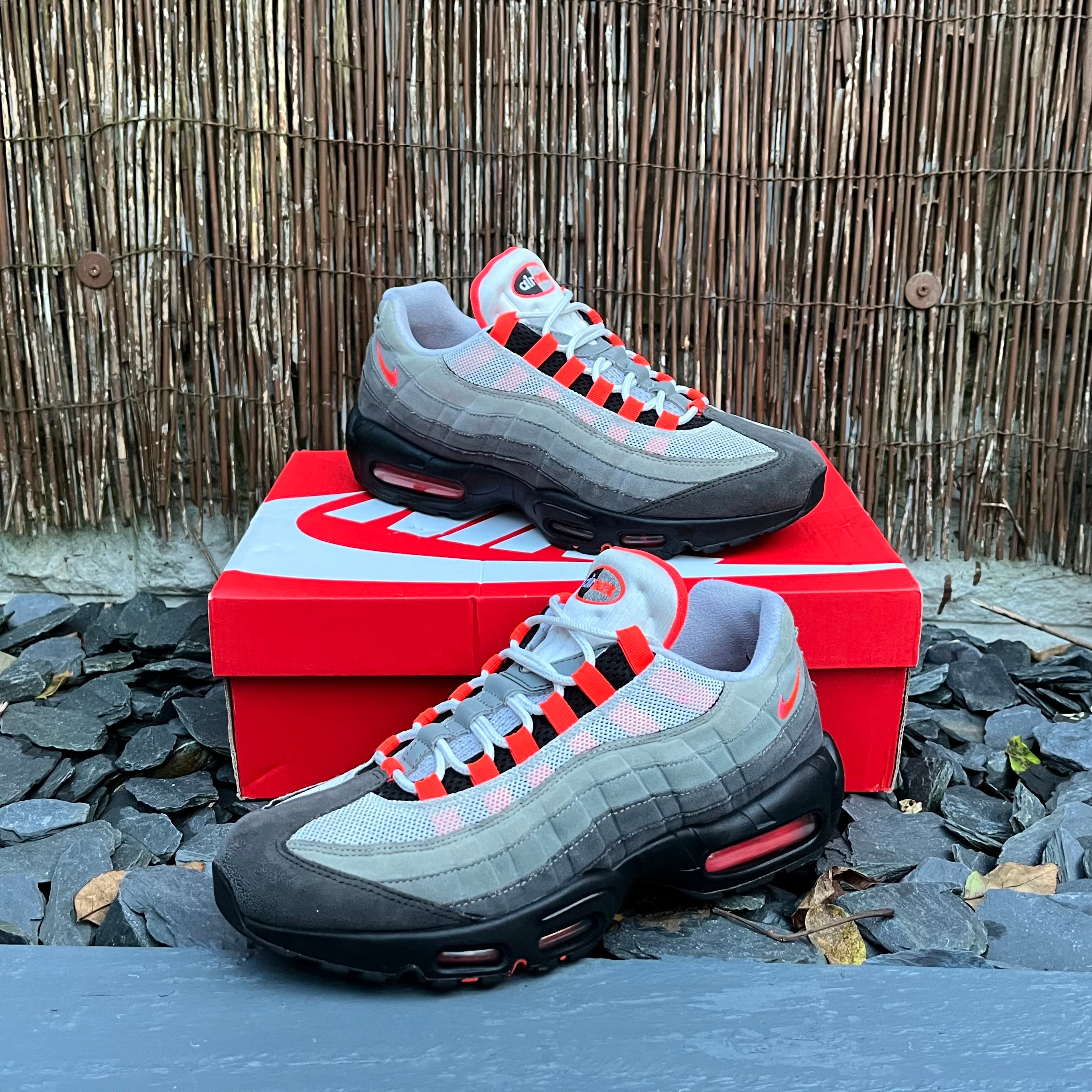 Nike Air Max 95 OG Solar Red 2018 UK9