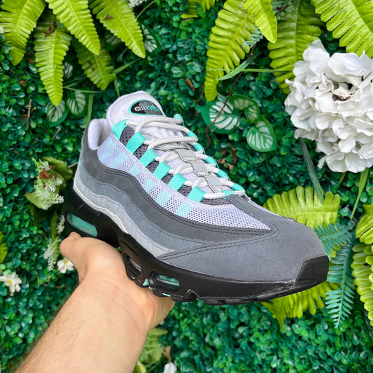 Nike Air Max 95 JD Exclusive Hyper Turquoise UK8.5