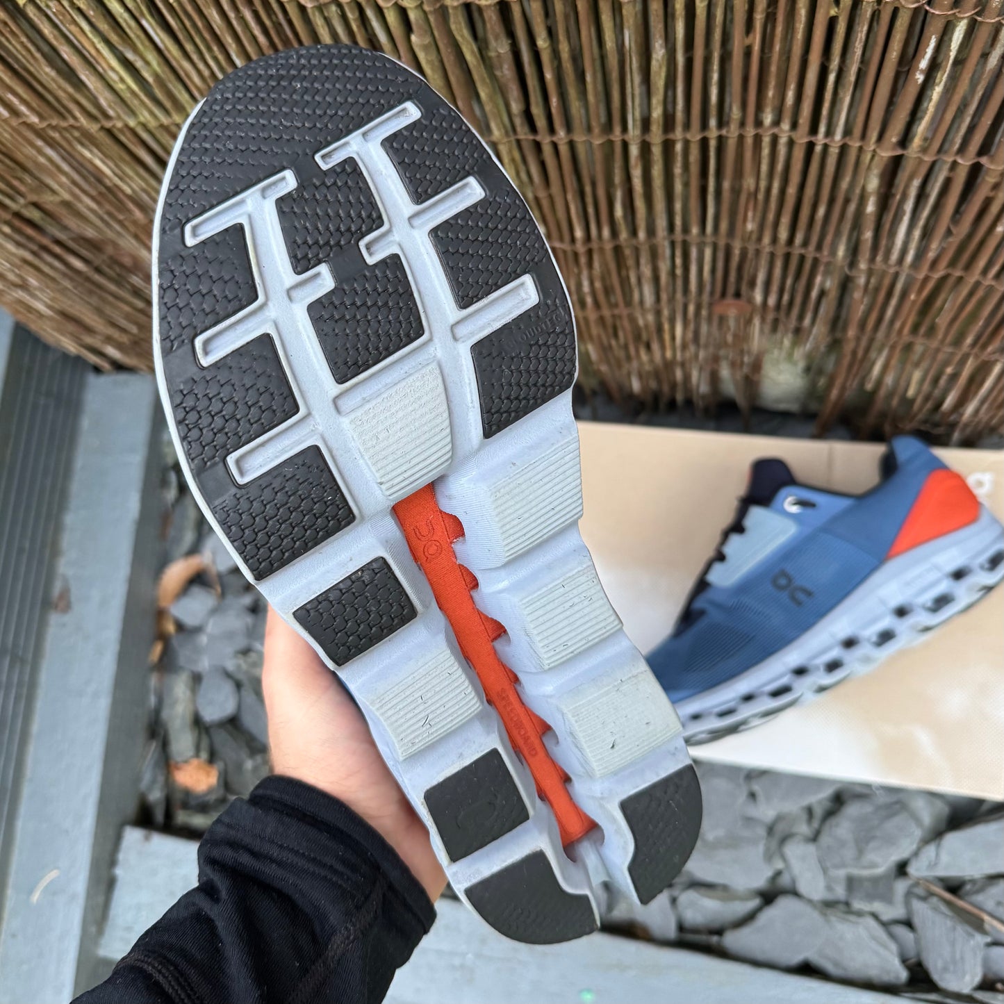 On Running CloudStratus 2 - Lake Blue / Flare Orange - UK9.5