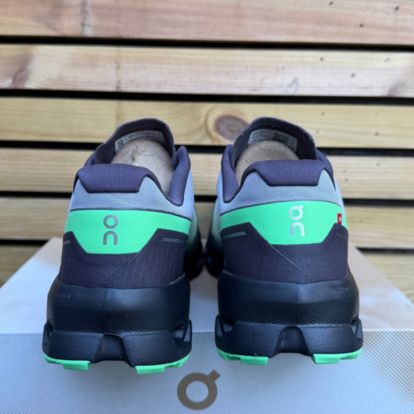 On Running CloudVista 2 - Lime / Grey - UK10