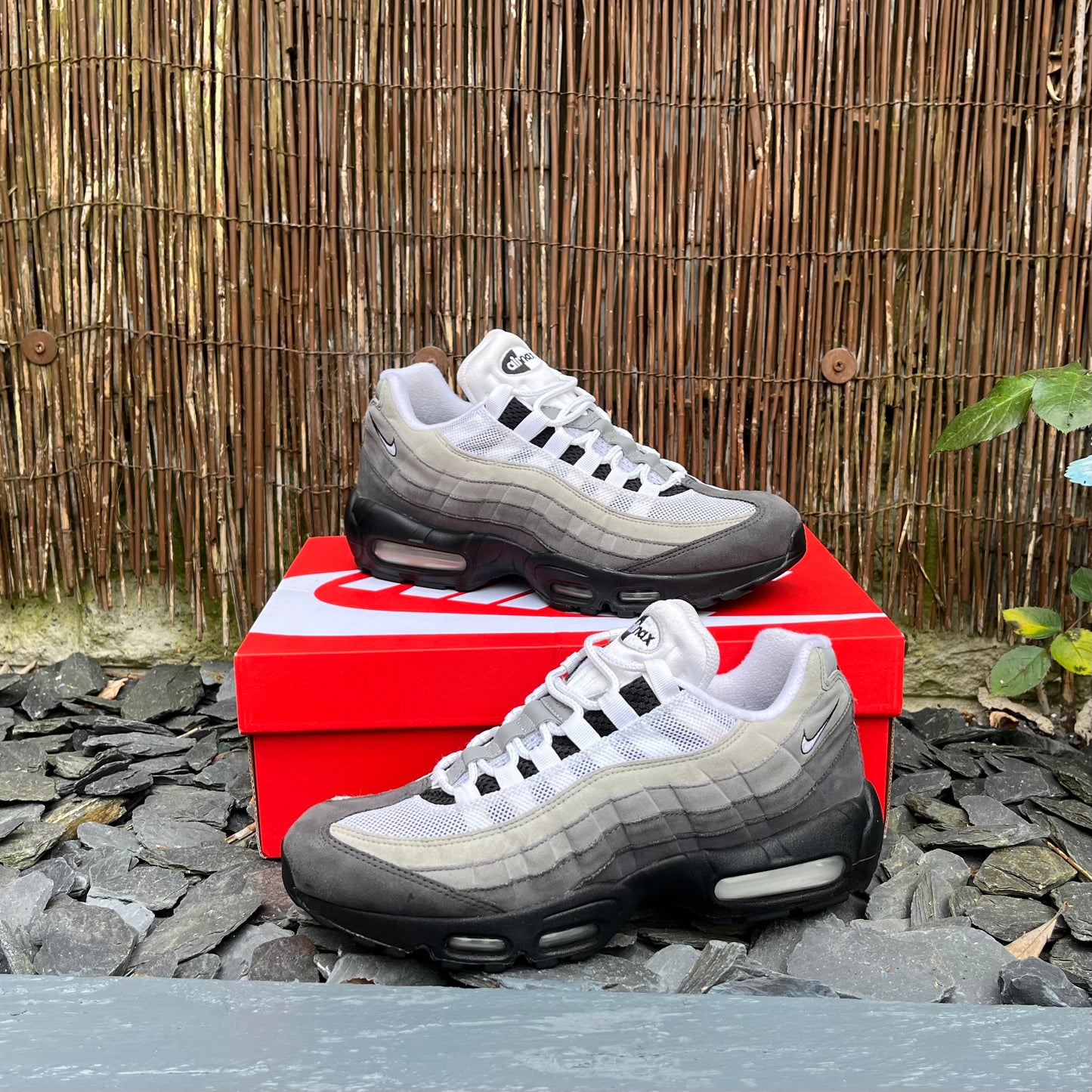 Nike Air Max 95 Granite Dust UK8