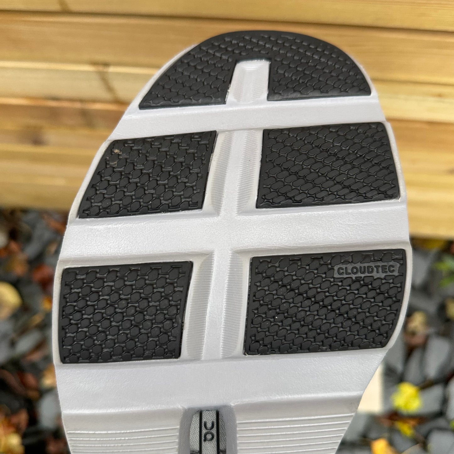 On Running CloudMonster - Ice / Glacier - UK10.5